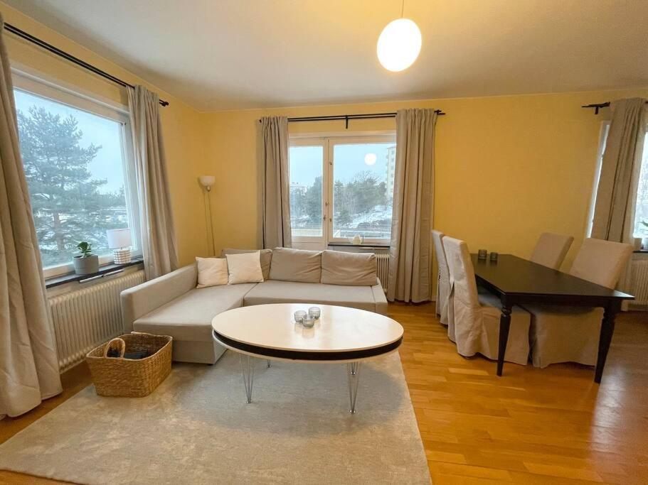 Trivsamma Lagenheter Med Fri Parkering Διαμέρισμα Στοκχόλμη Εξωτερικό φωτογραφία